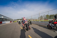 donington-no-limits-trackday;donington-park-photographs;donington-trackday-photographs;no-limits-trackdays;peter-wileman-photography;trackday-digital-images;trackday-photos